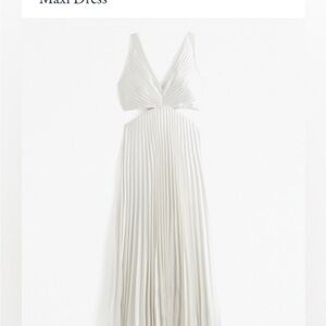 Elegant White Maxi Dress